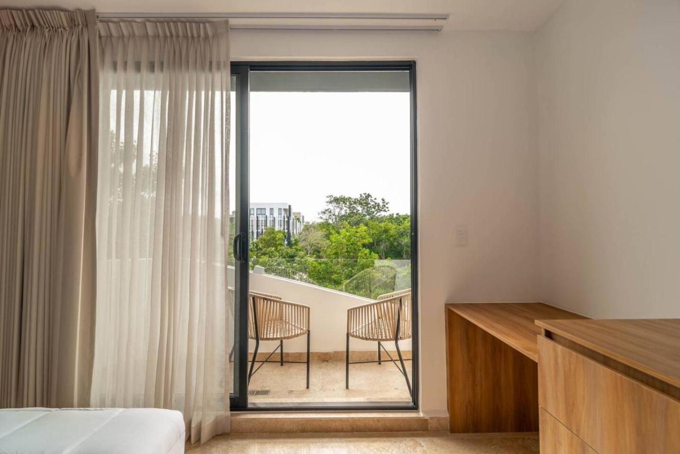 King With Balcony, Rooftop Pool In Trendy Aldea Zama Holiday home