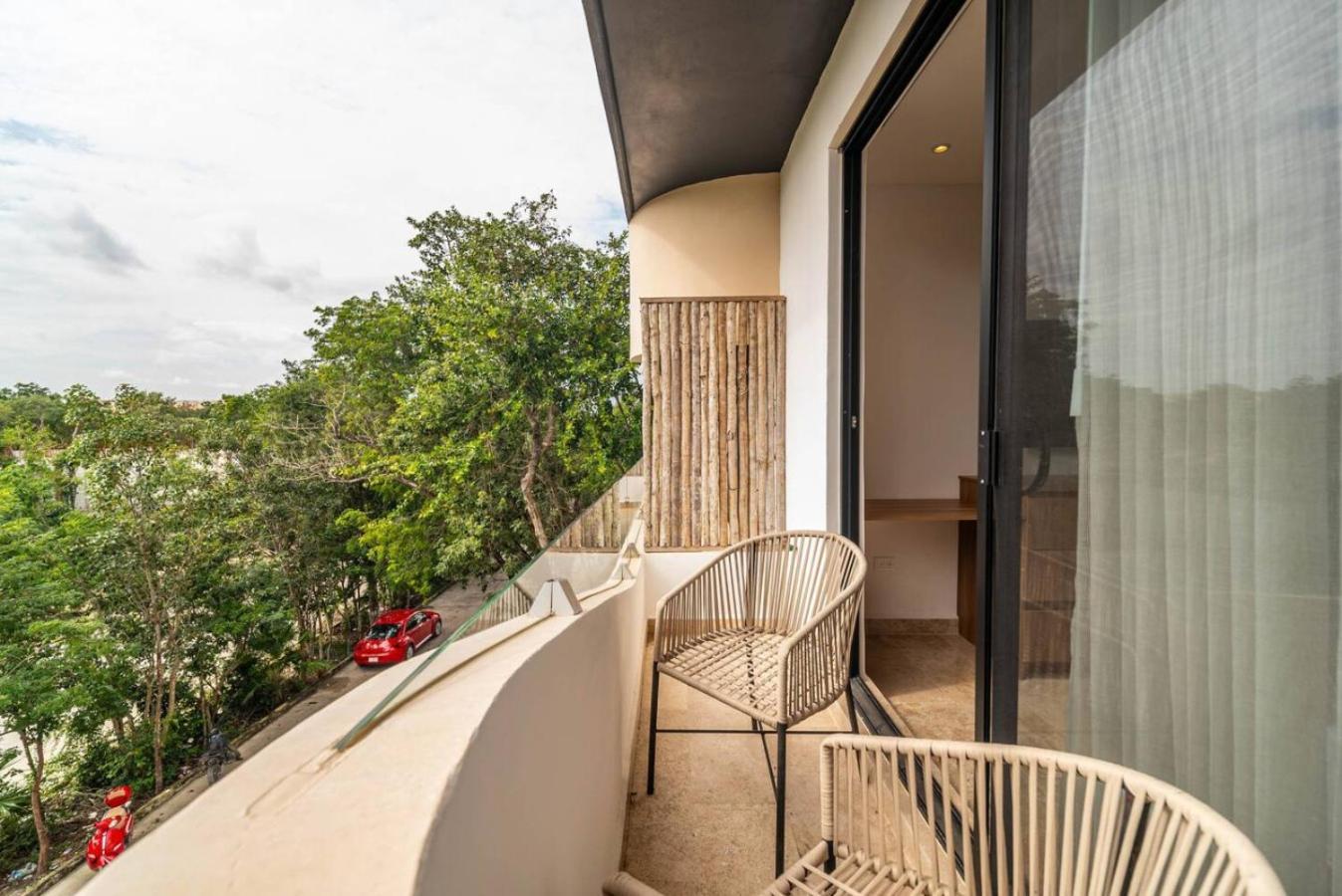 King With Balcony, Rooftop Pool In Trendy Aldea Zama Holiday home Tulum